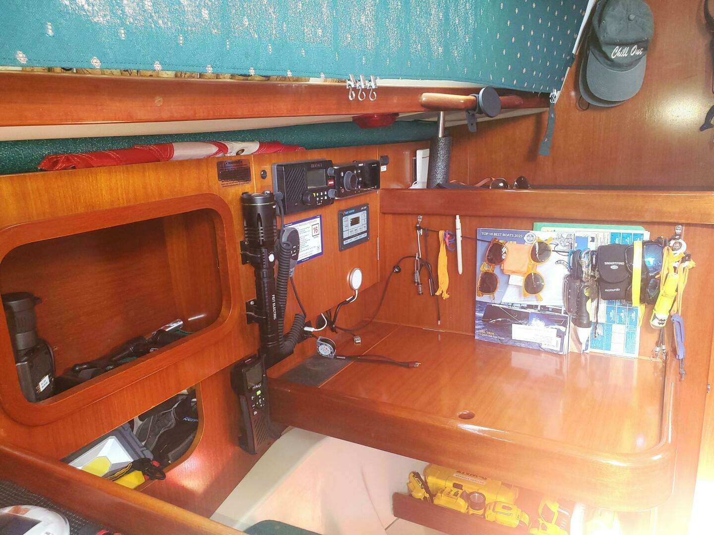 1997 Beneteau Oceanis - Image 9