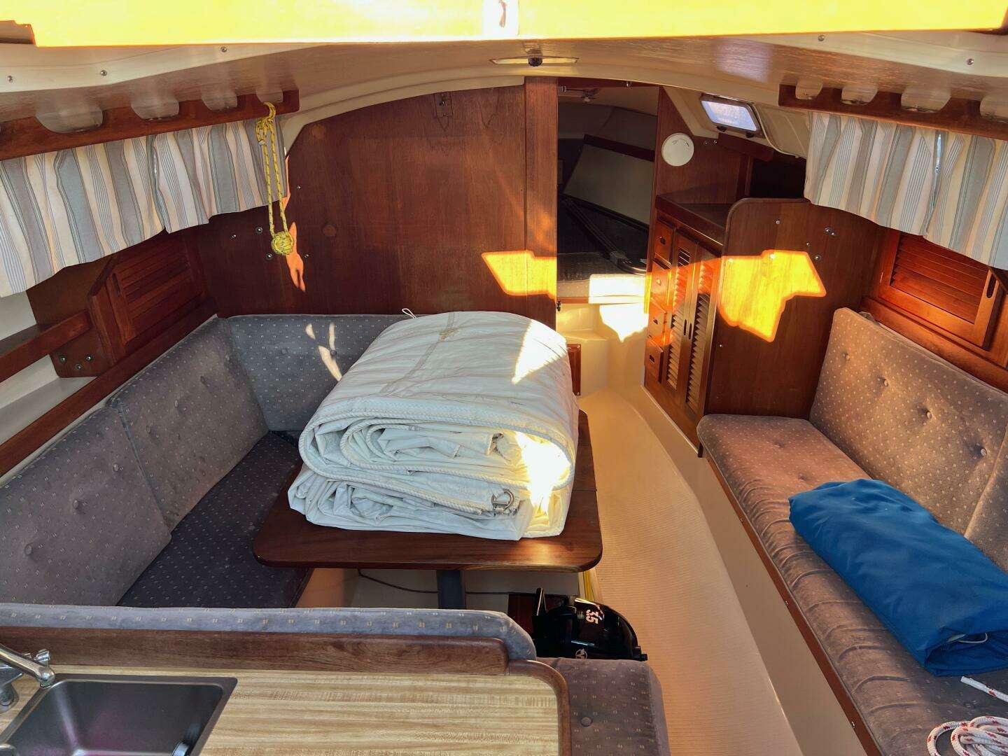 1985 Catalina 30 - Image 7