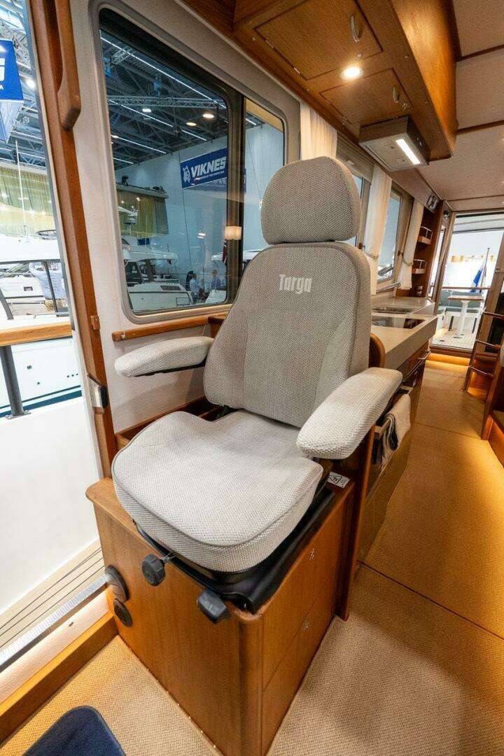 2028 Targa 46 - Image 62