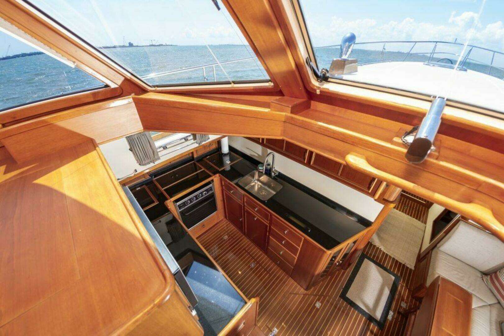 2005 Grand Banks 49 Eastbay SX w/Side Door - Image 21