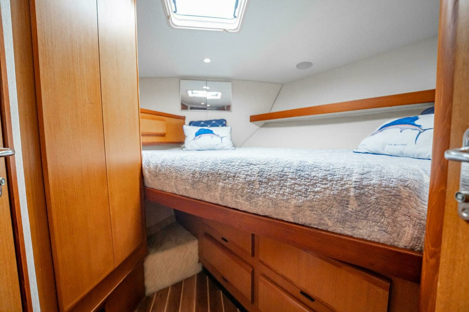2000 Viking Conv Sport Fisher - Image 29