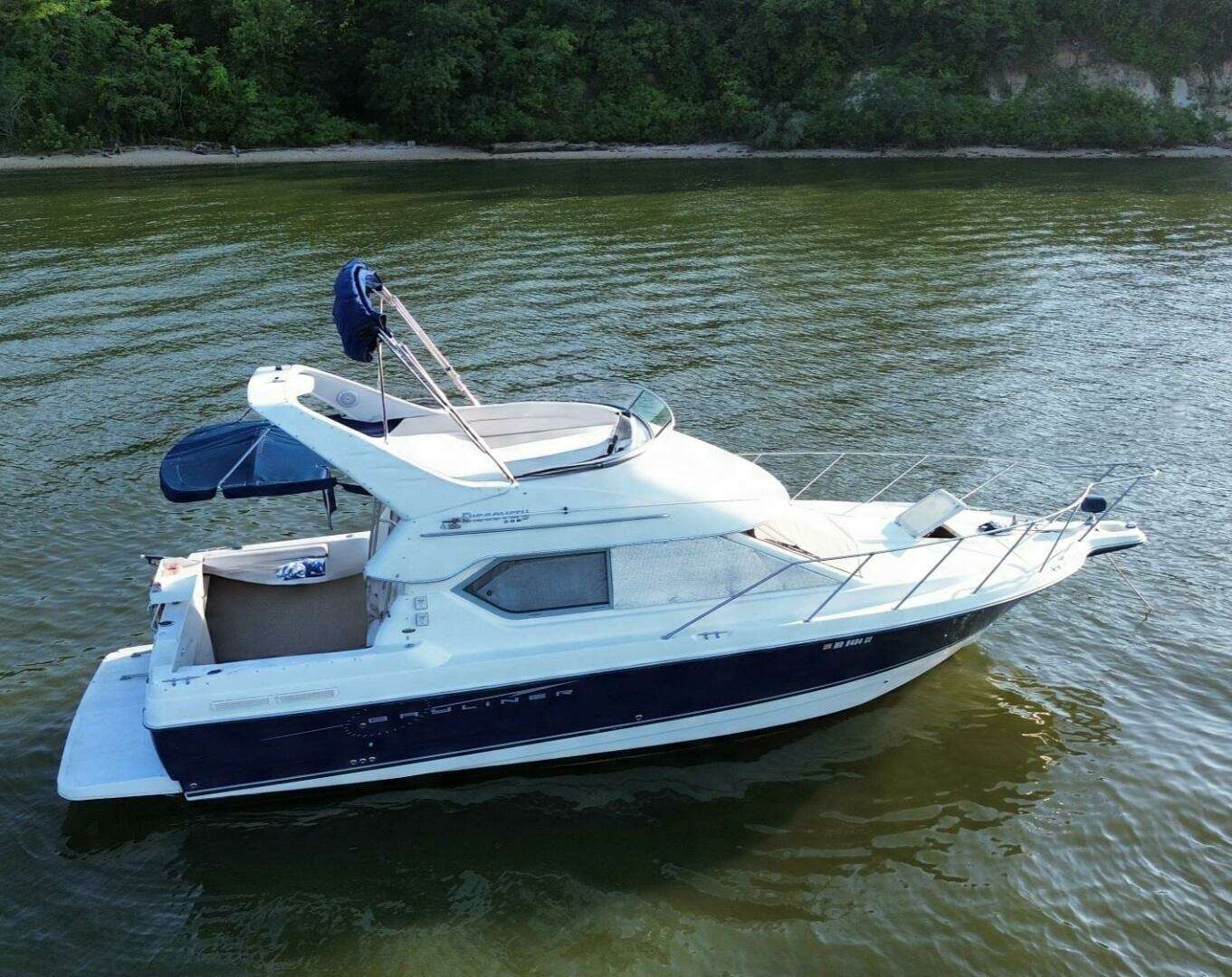 2008 Bayliner Discovery 288 - Image 2