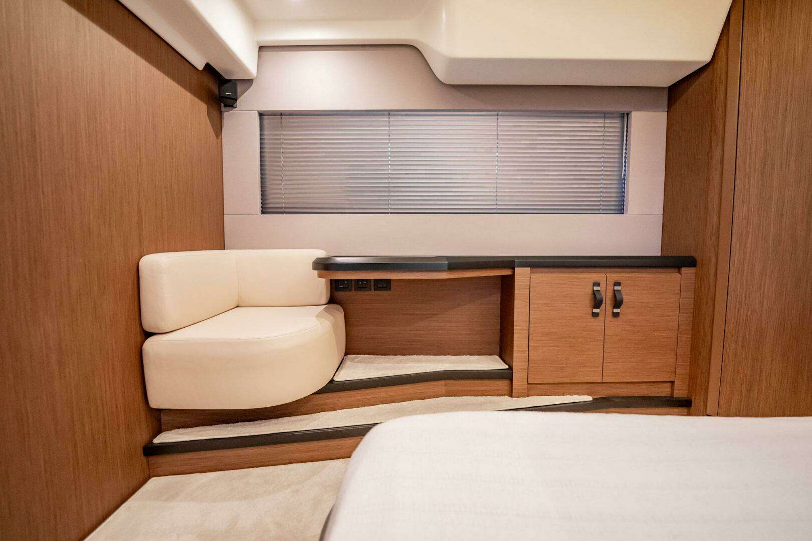 2021 Beneteau Monte Carlo 52 - Image 33