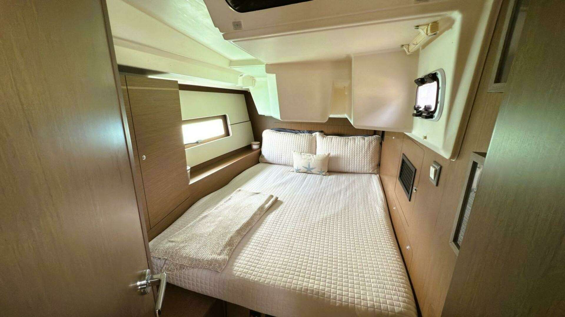 2020 Beneteau Oceanis 46.1 - Image 41