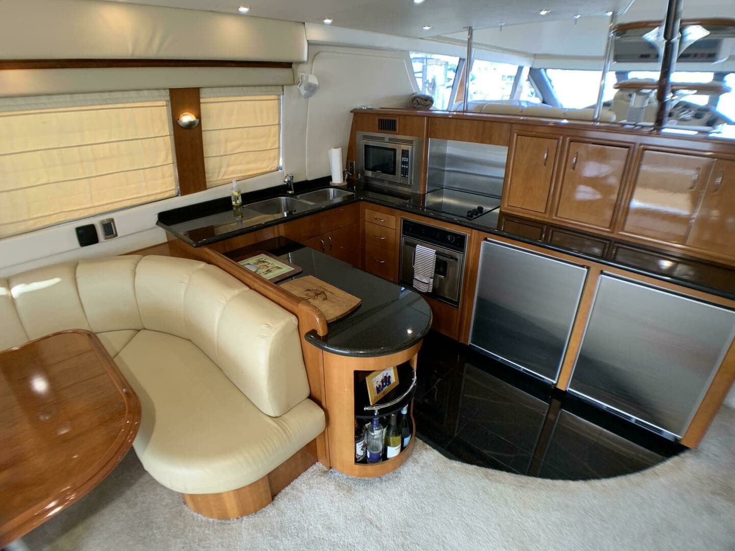 2006 Carver 56 Voyager - Image 56