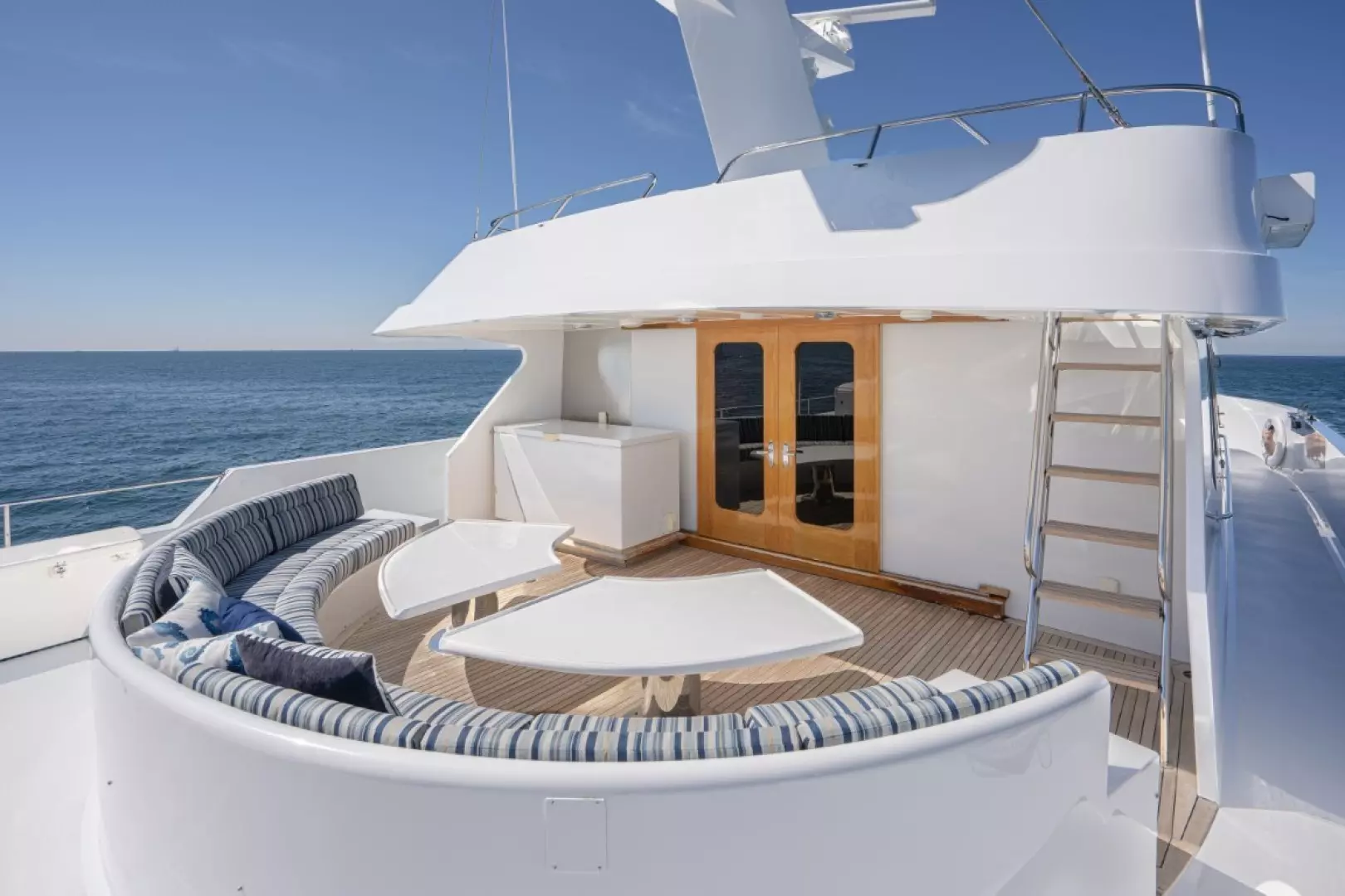 1992 Christensen Tri-Deck Motor Yacht - Image 25