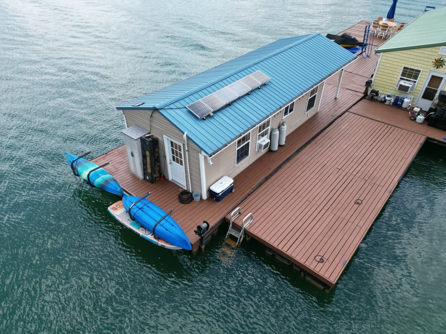 2008 Custom 13 x 29 Floating Cabin Approx 377sqft - Image 5