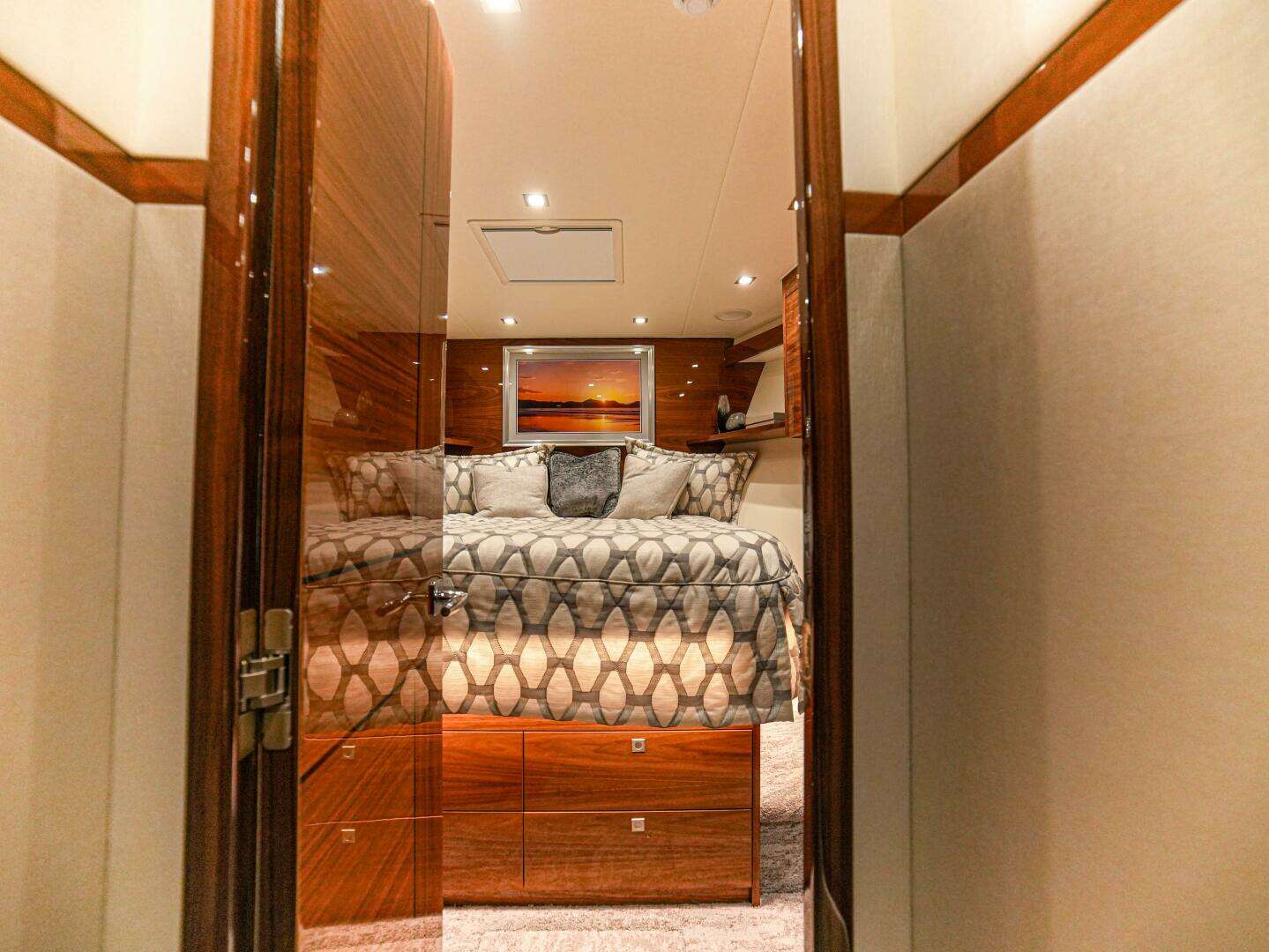 2023 Viking 72 Convertible - Image 51