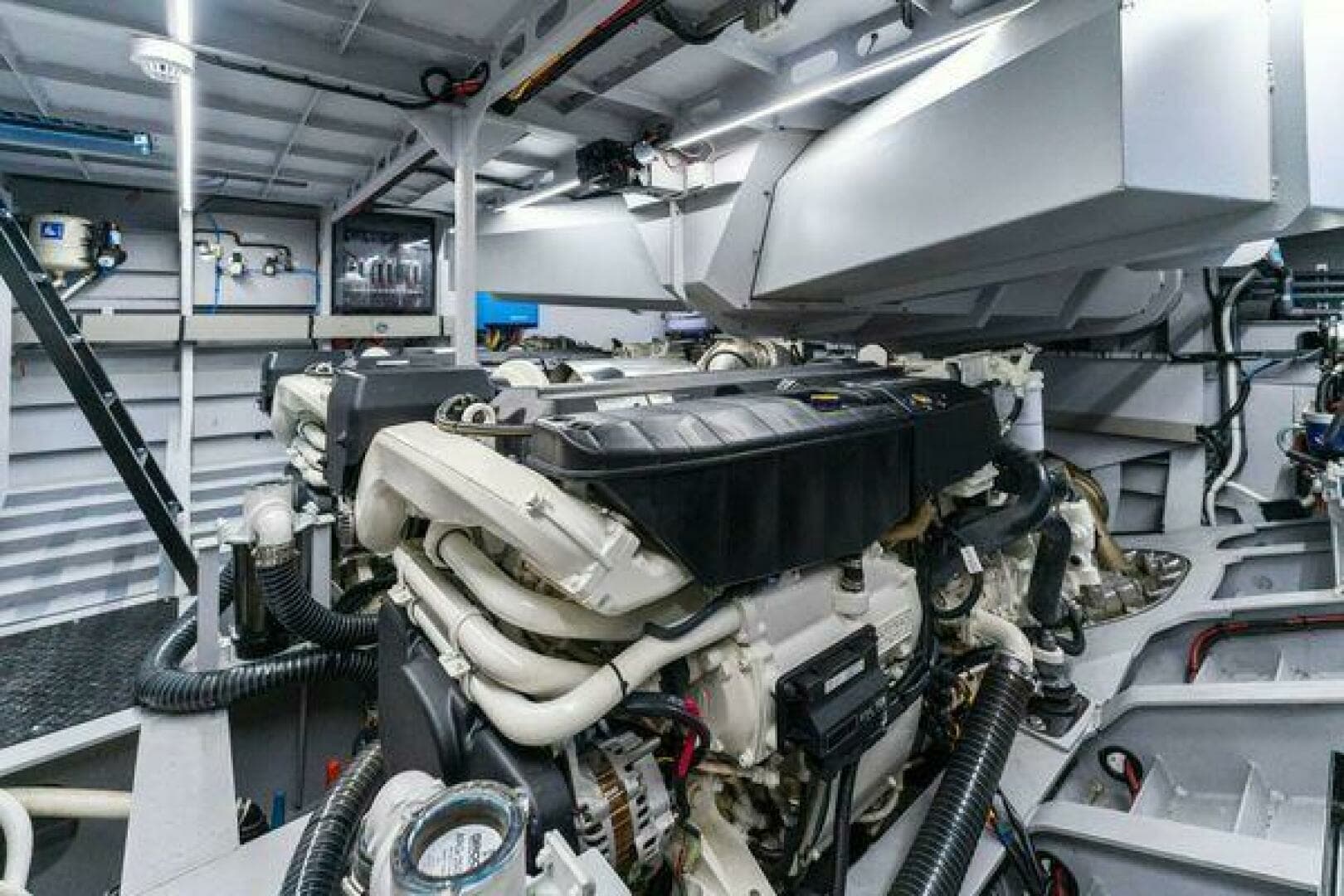2022 Vanquish VQ58 - Image 36