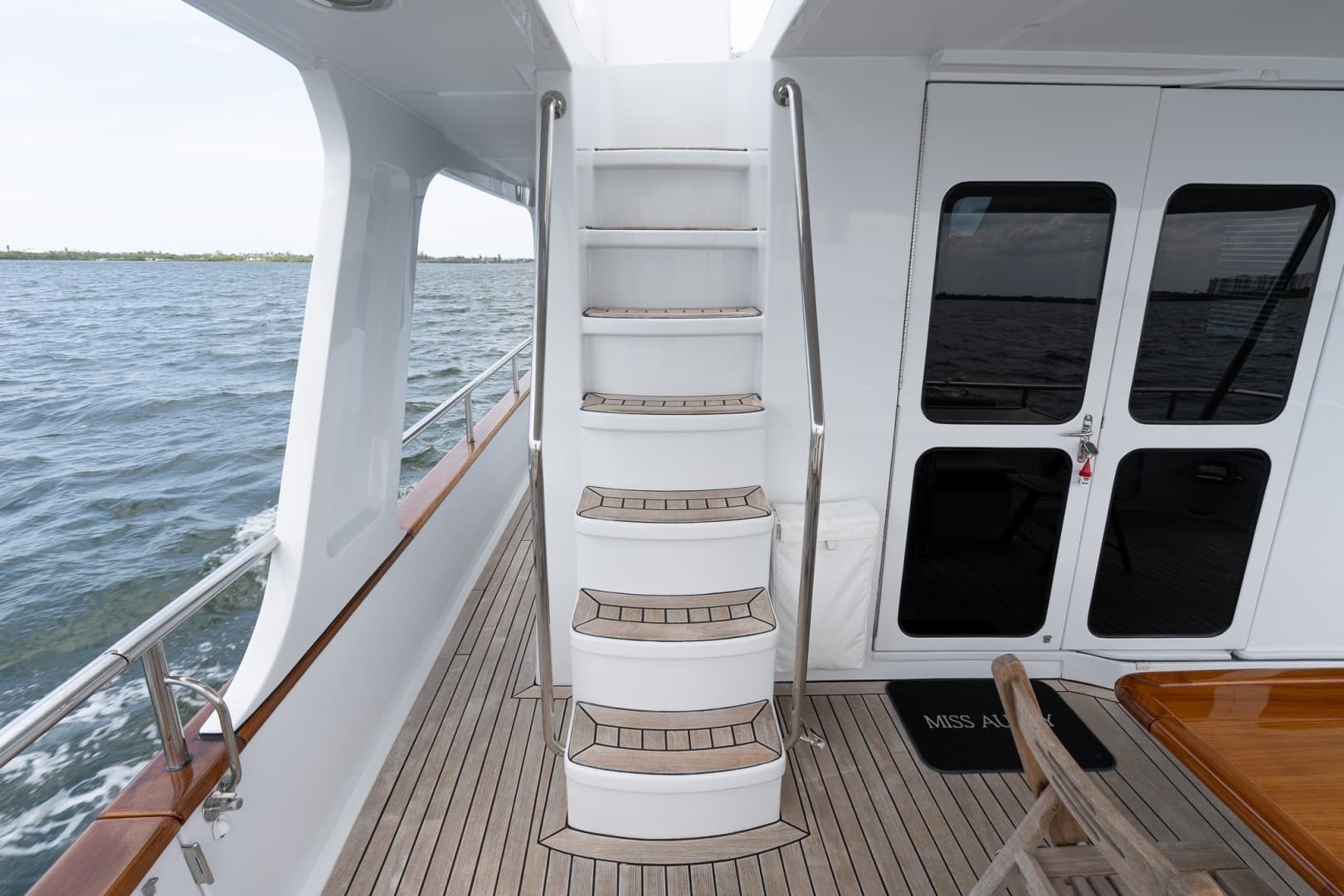 2015 Marlow Explorer 49E - Image 15
