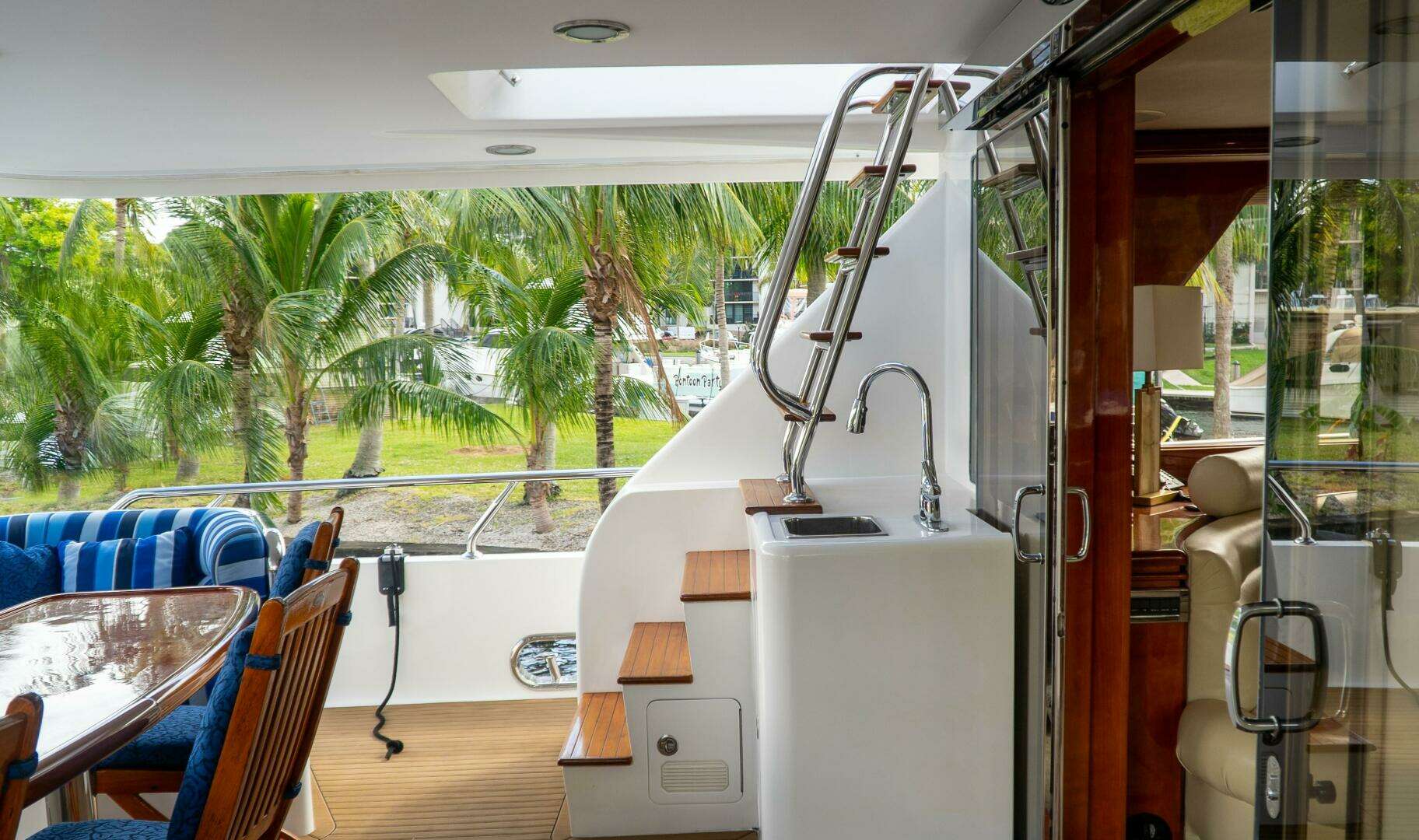 2005 Ocean Alexander 80 motoryacht - Image 110