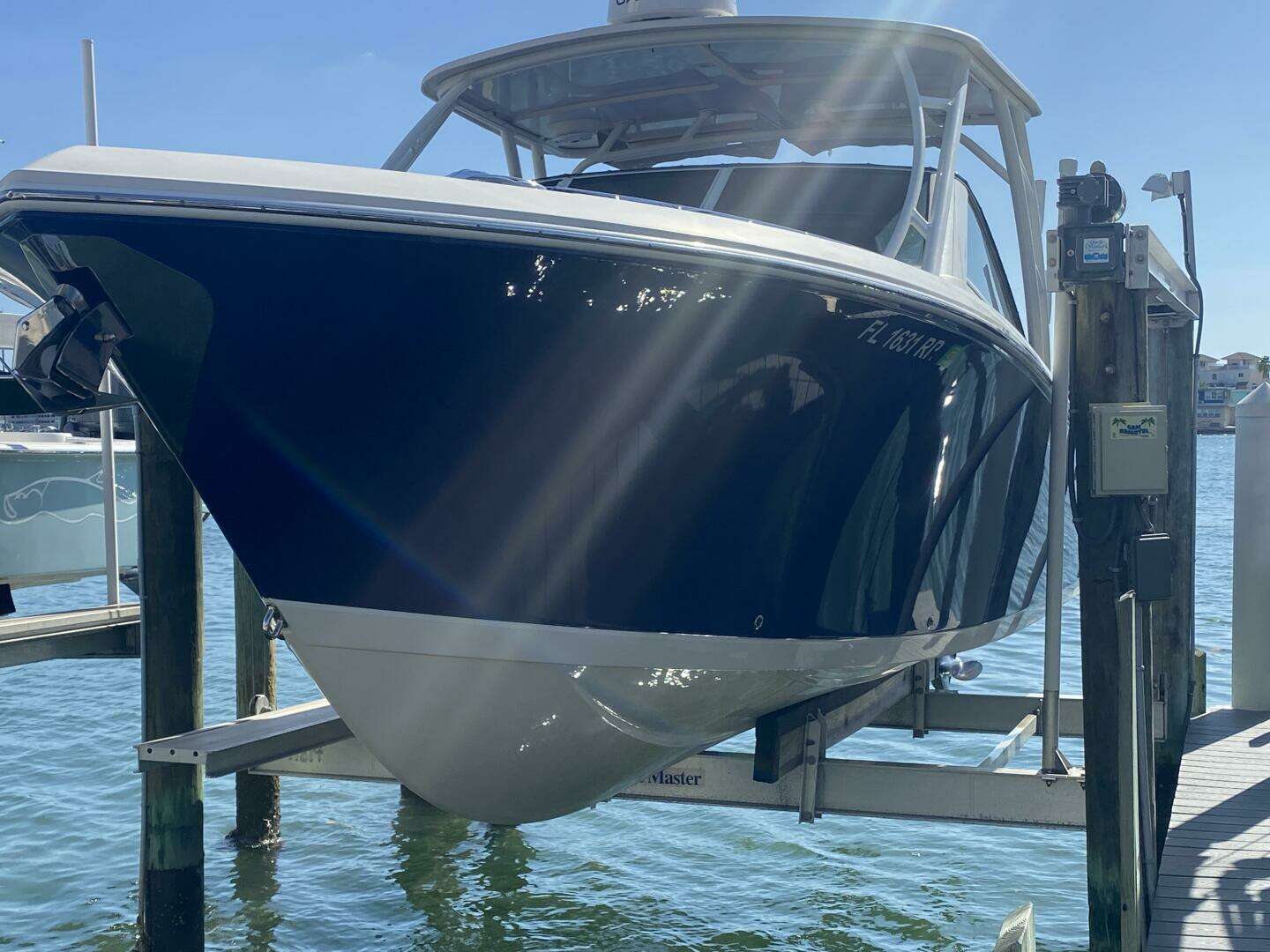 2018 Sailfish 275 Dual Console - Image 2