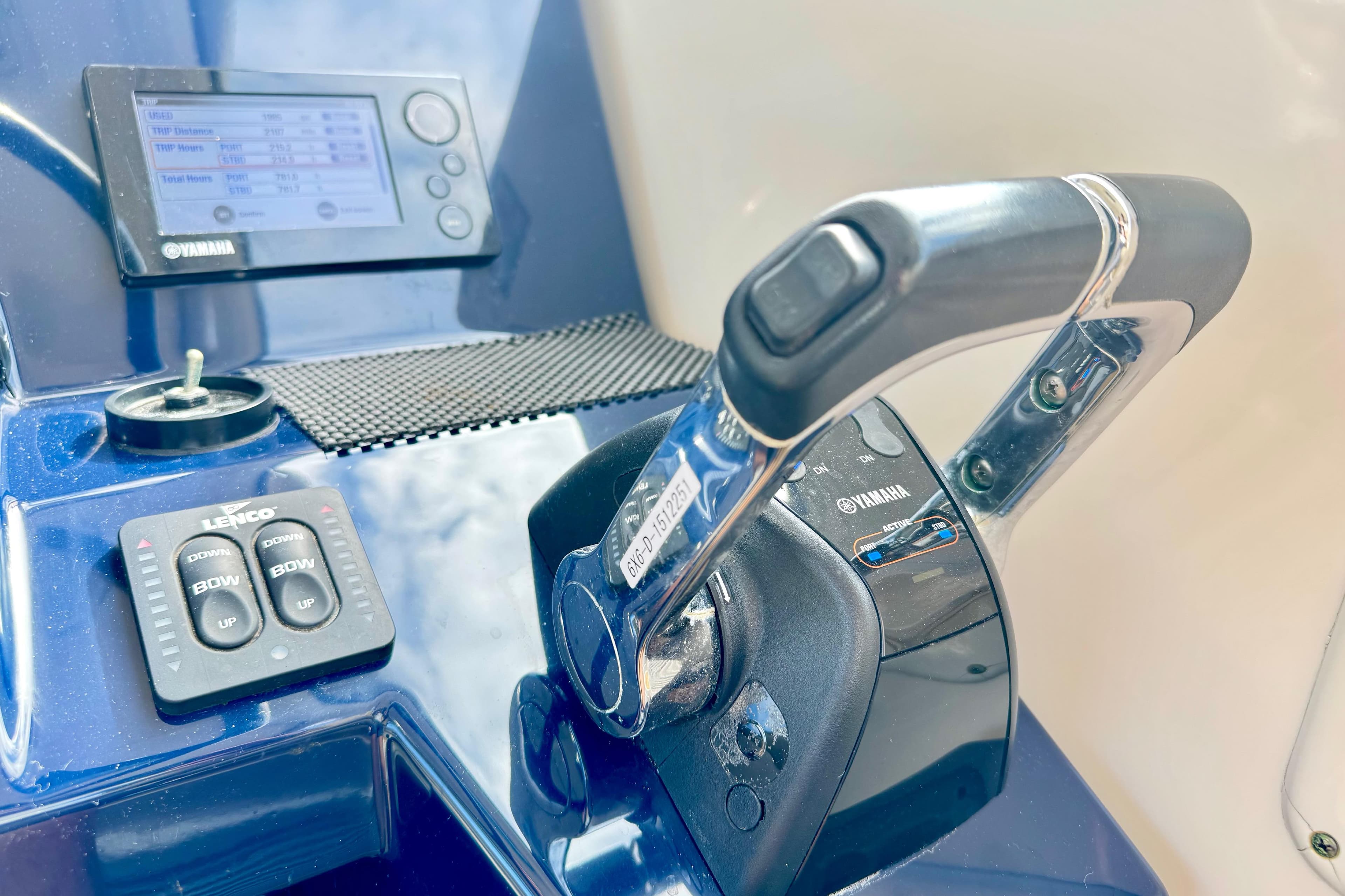 2016 Pursuit OS 325 Offshore boat controls with Yamaha throttle and display.