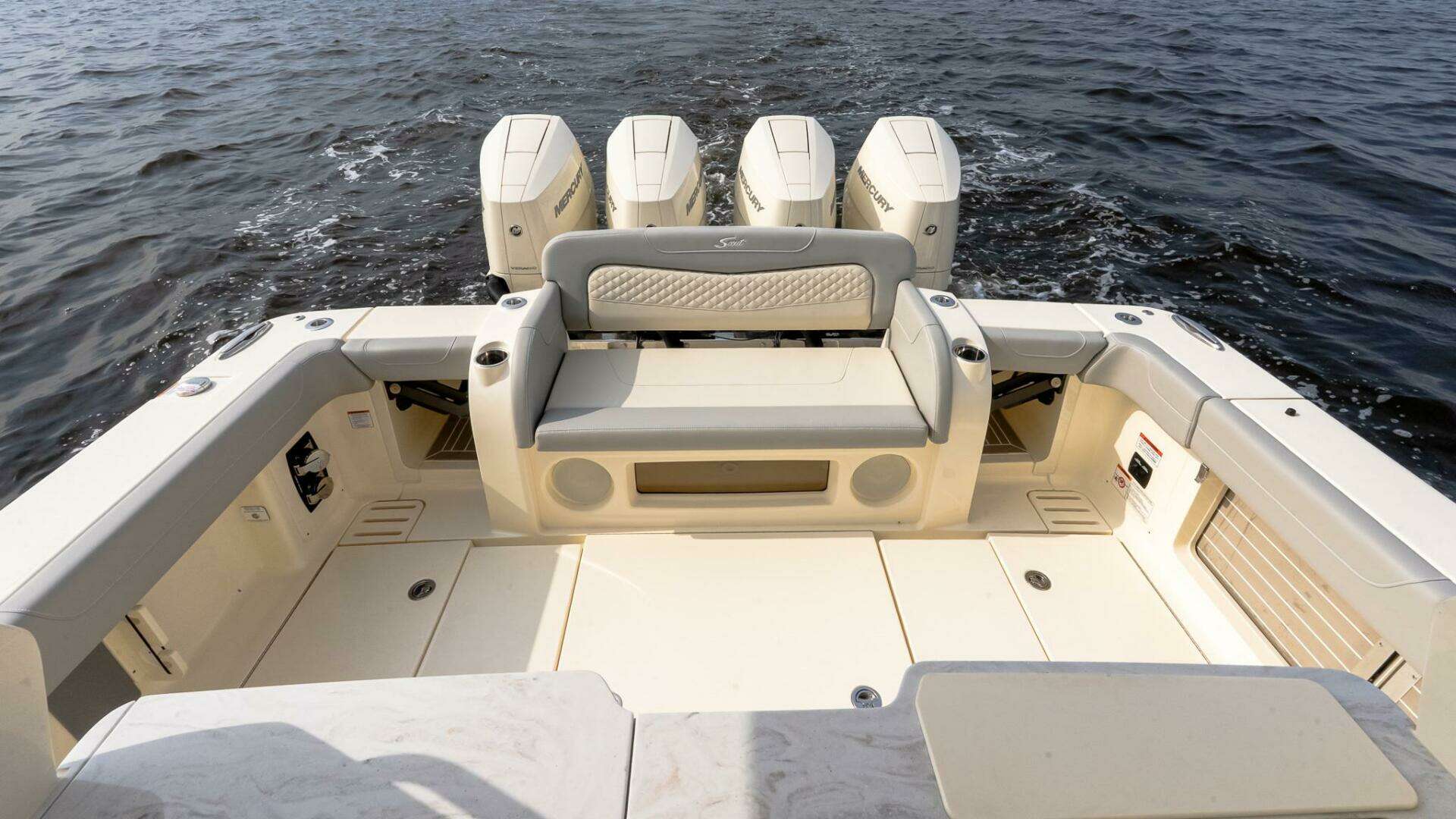2025 Scout 425 LXF - Image 19