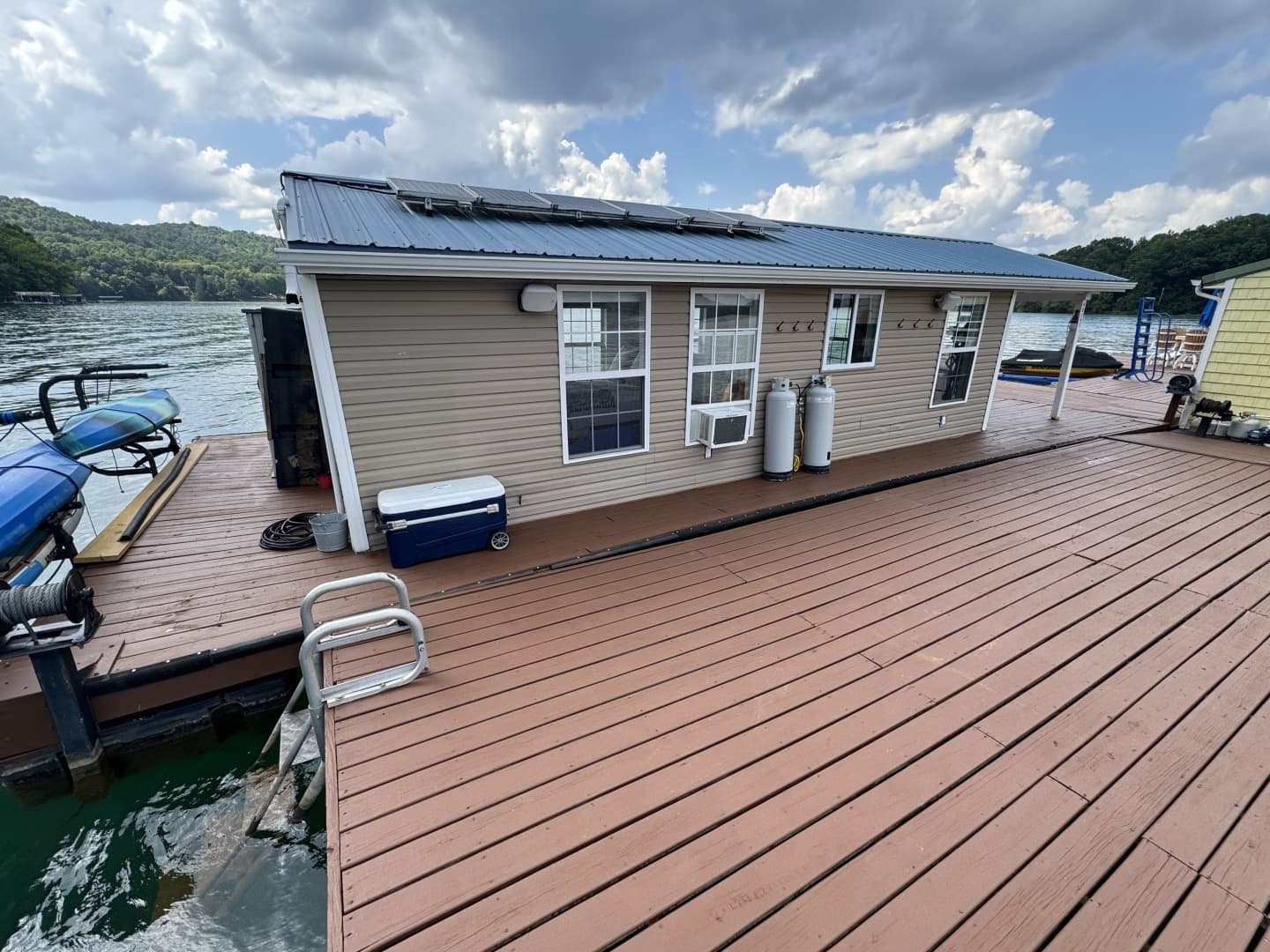 2008 Custom 13 x 29 Floating Cabin Approx 377sqft - Image 57