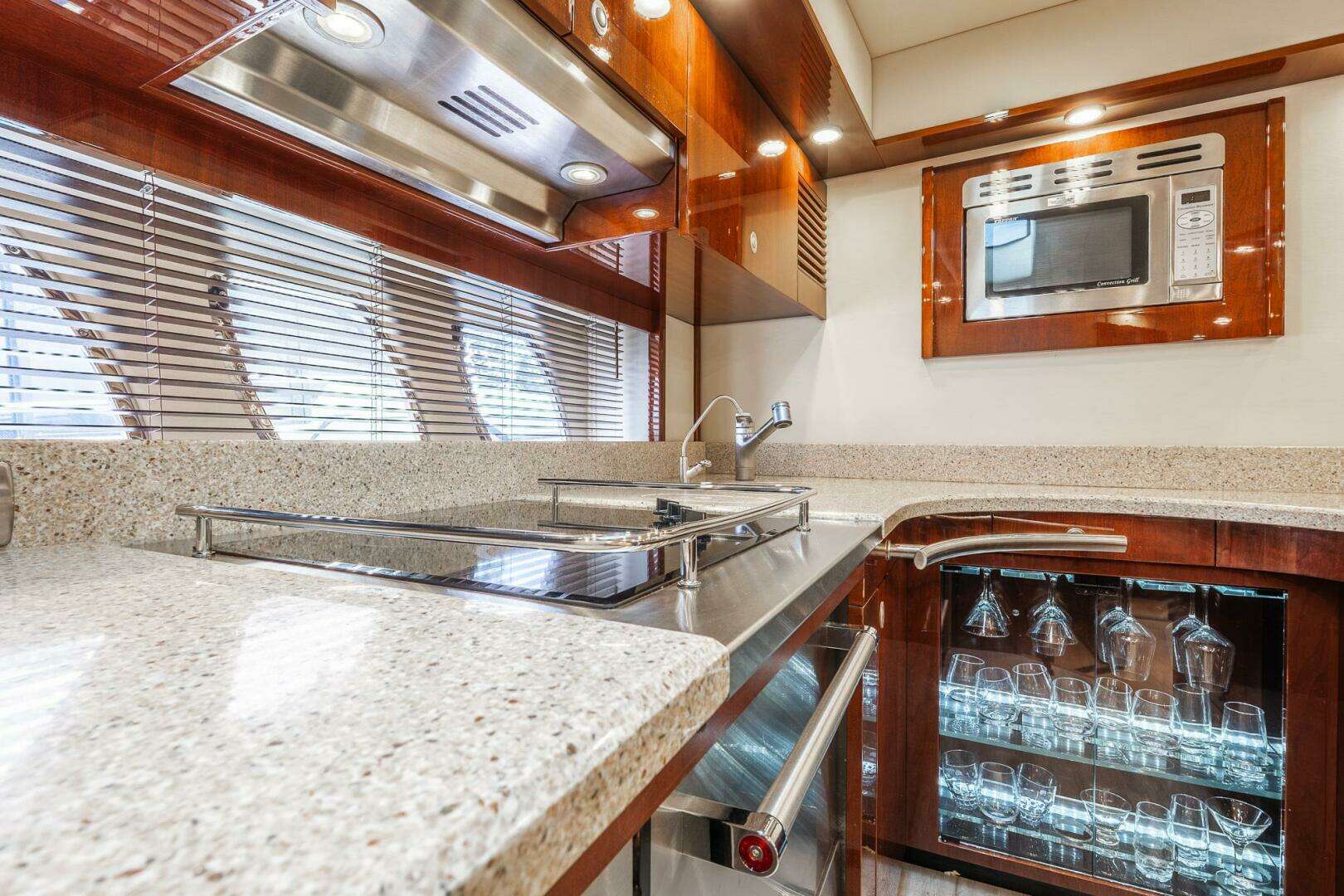 2008 Sea Ray 60 Sundancer - Image 56