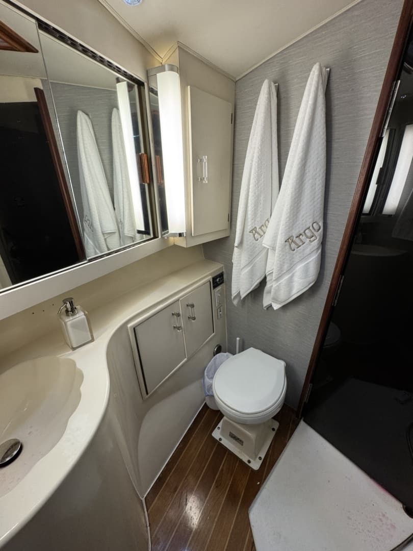 1988 Ocean Yachts 44 SS - Image 28