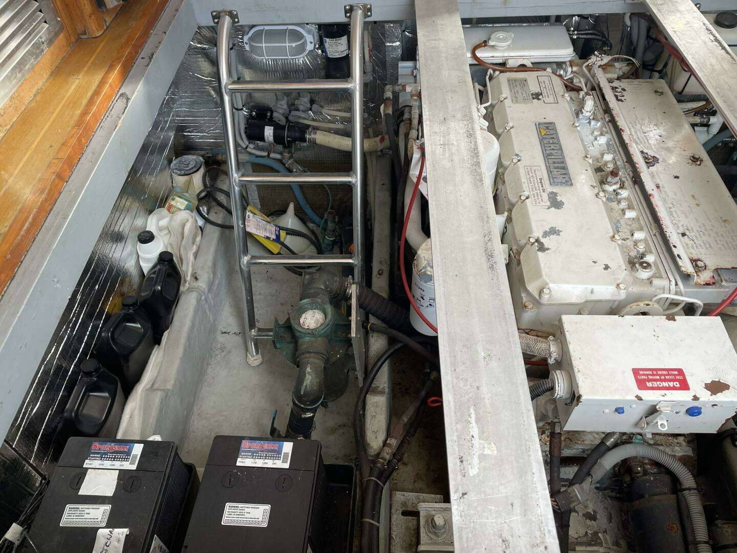 2000 Mainship 390 - Image 22