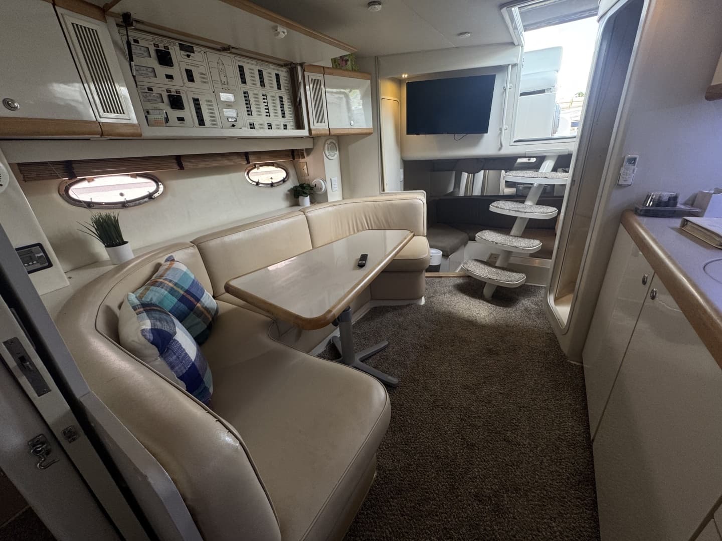 1995 Trojan 350 Express - Image 18