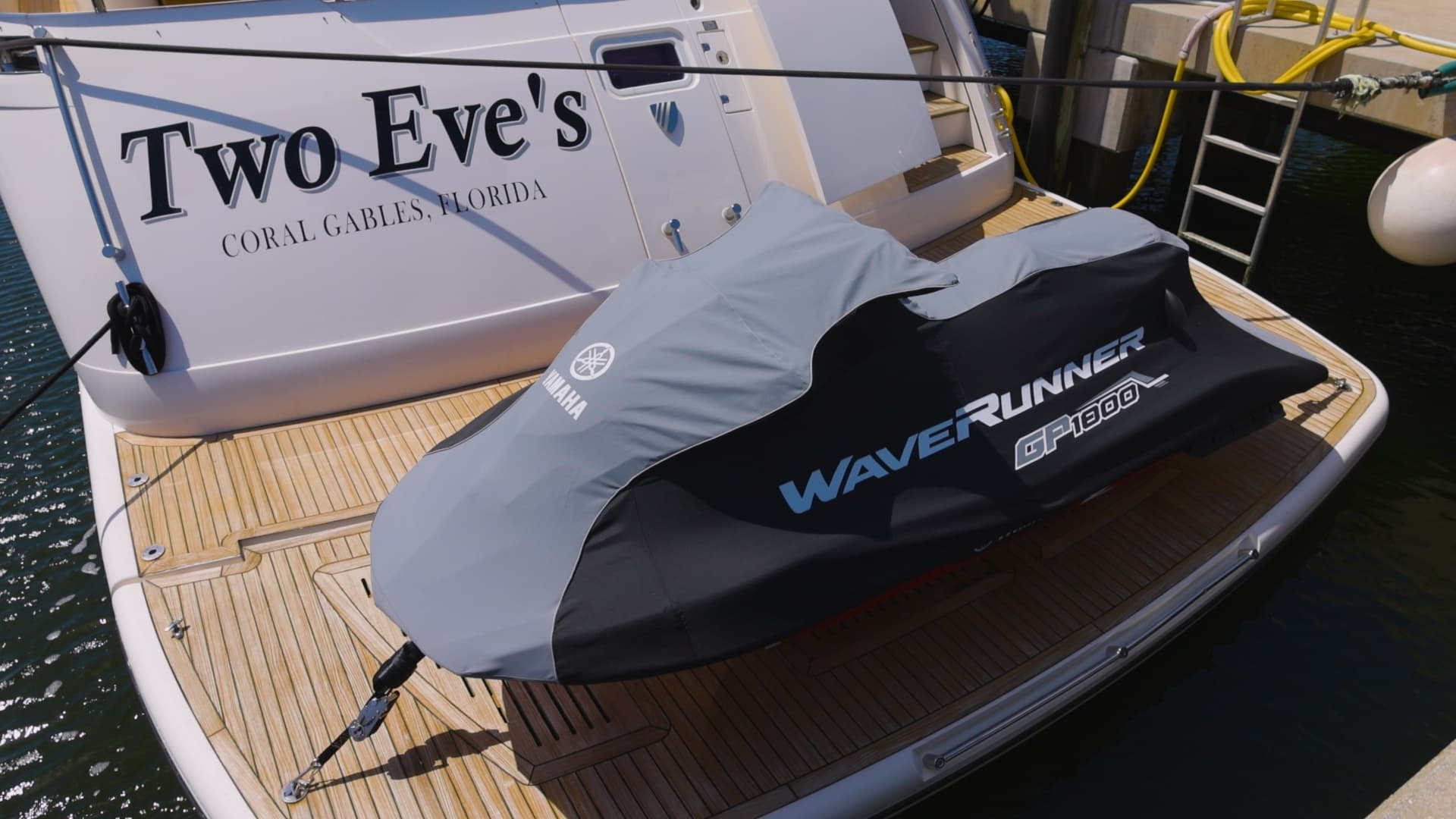 2014 Fairline Squadron - Image 13