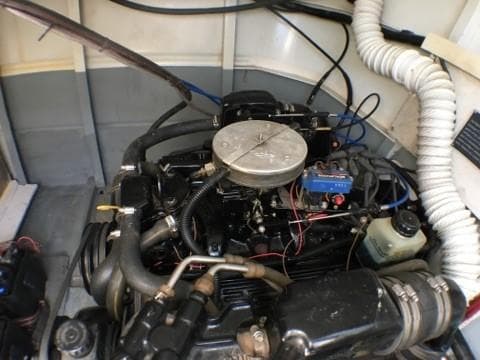 Engine compartment of a 1995 Skipperliner 52 Inter-Coastal Motor Yacht HB.