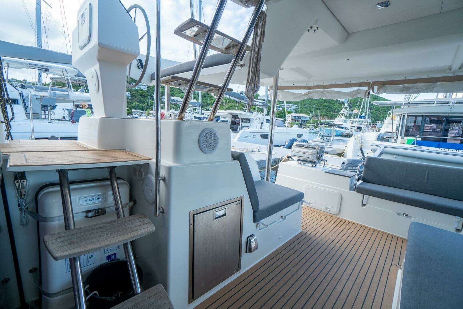 2020 Fountaine Pajot — - Image 38