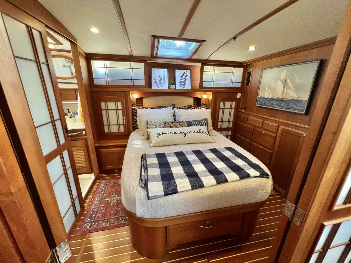 2017 Sabre 48 Salon Express - Image 34