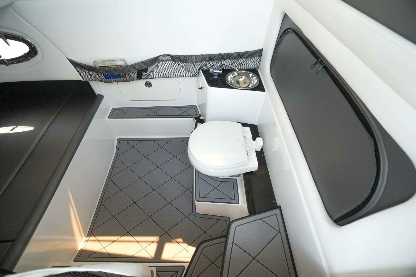2020 Nor-Tech 390 Sport - Image 49