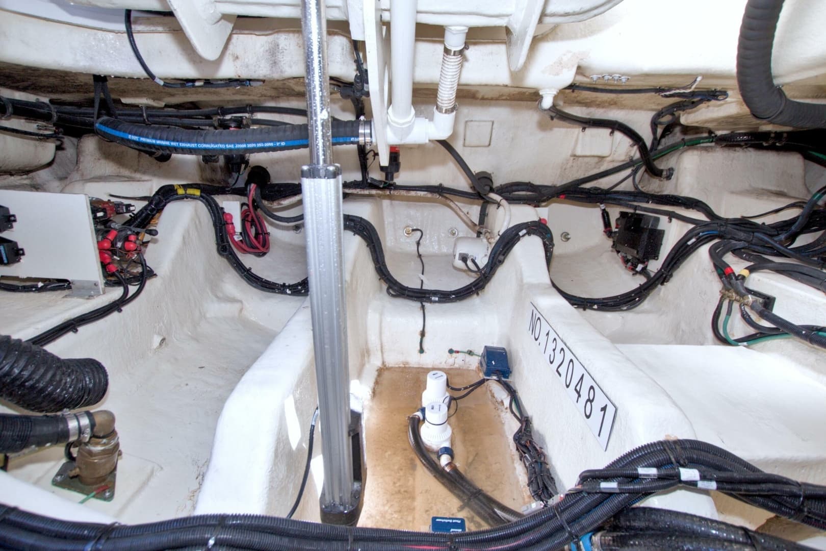 2021 Sea Ray SLX 400 Outboard - Image 64
