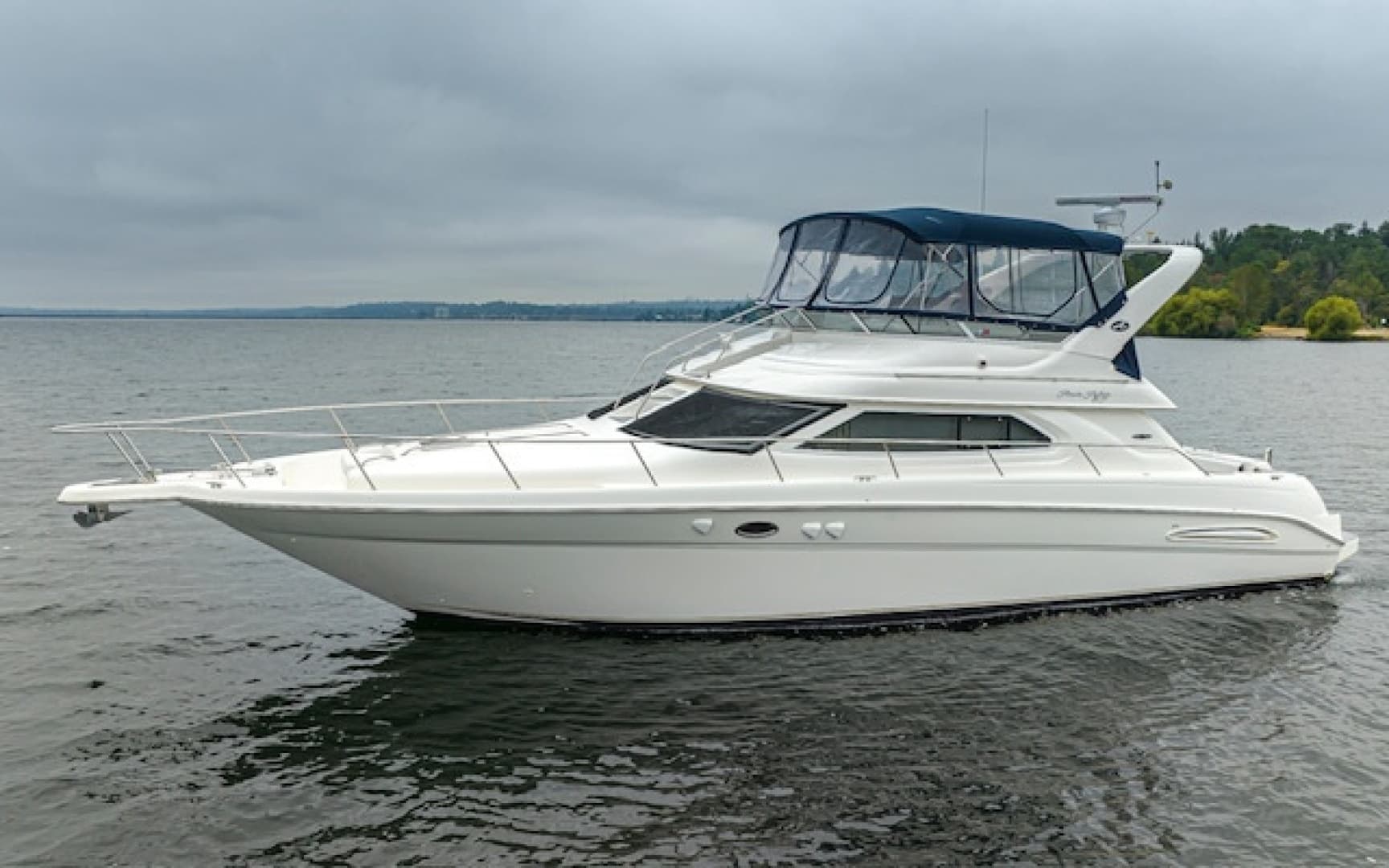 2003 Sea Ray 450 Express Bridge - Image 24