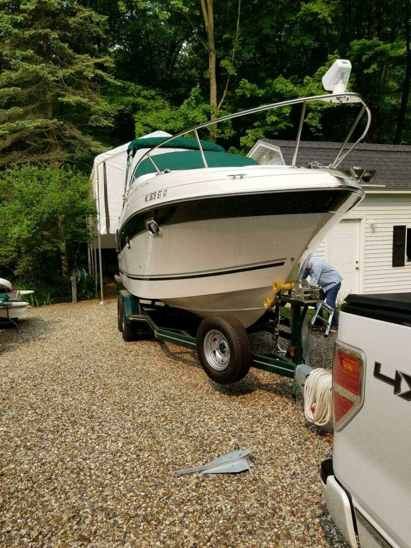 2004 Four Winns 248 Vista - Image 21