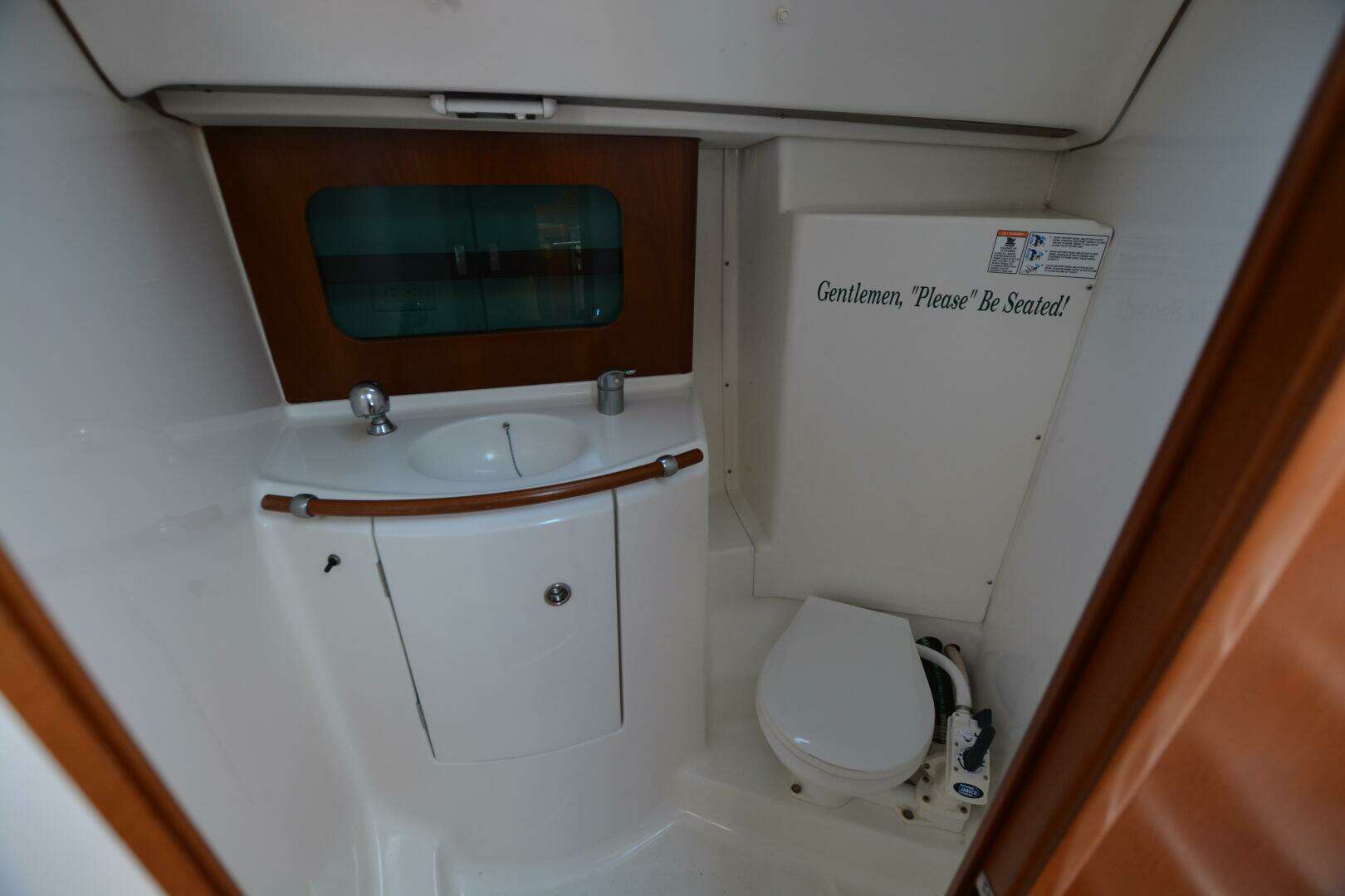 2002 Beneteau Oceanis 331 - Image 9
