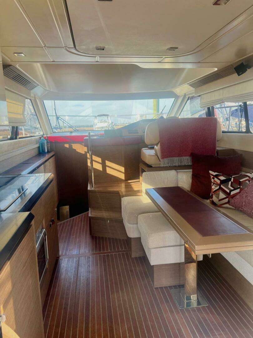 2017 Beneteau Monte Carlo 4 - Image 10