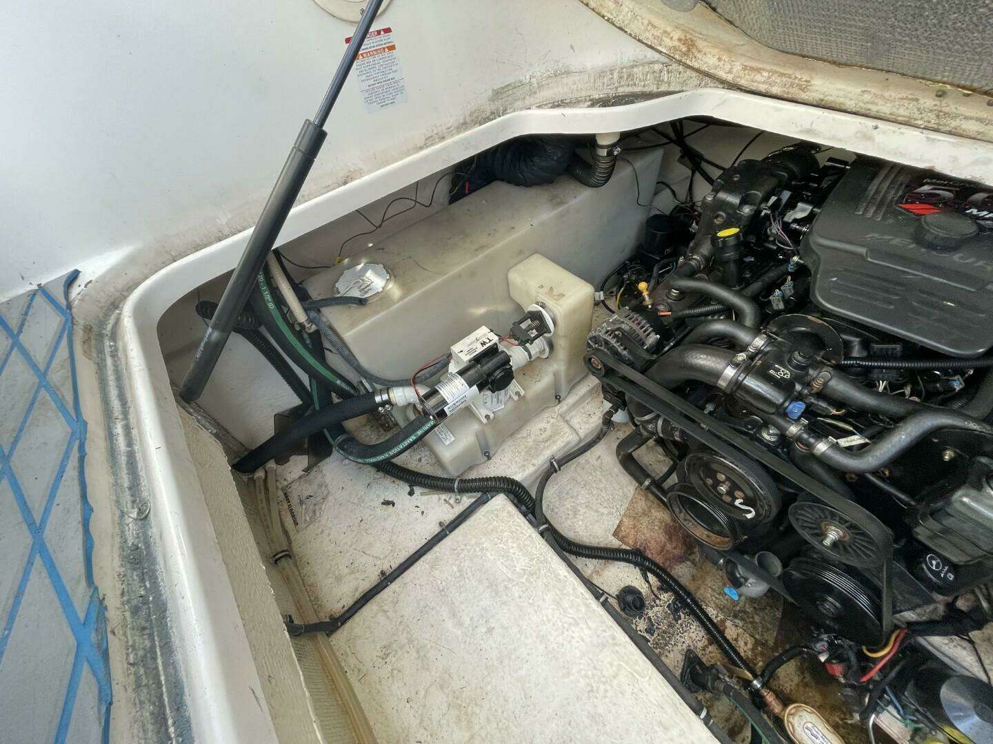 2005 Chaparral 290 Signature - Image 18