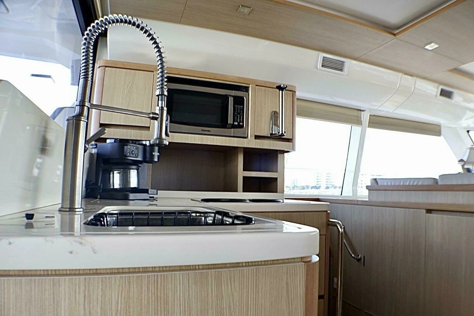 2018 Aquila 44 Yacht - Image 7