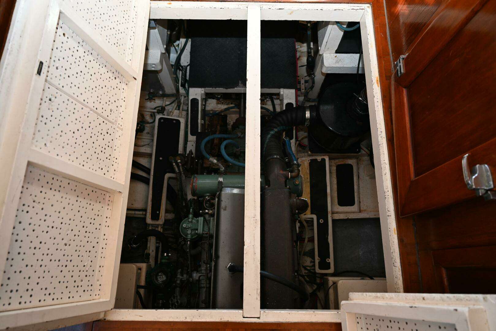 1970 Grand Banks Flybridge Trawler - Image 65