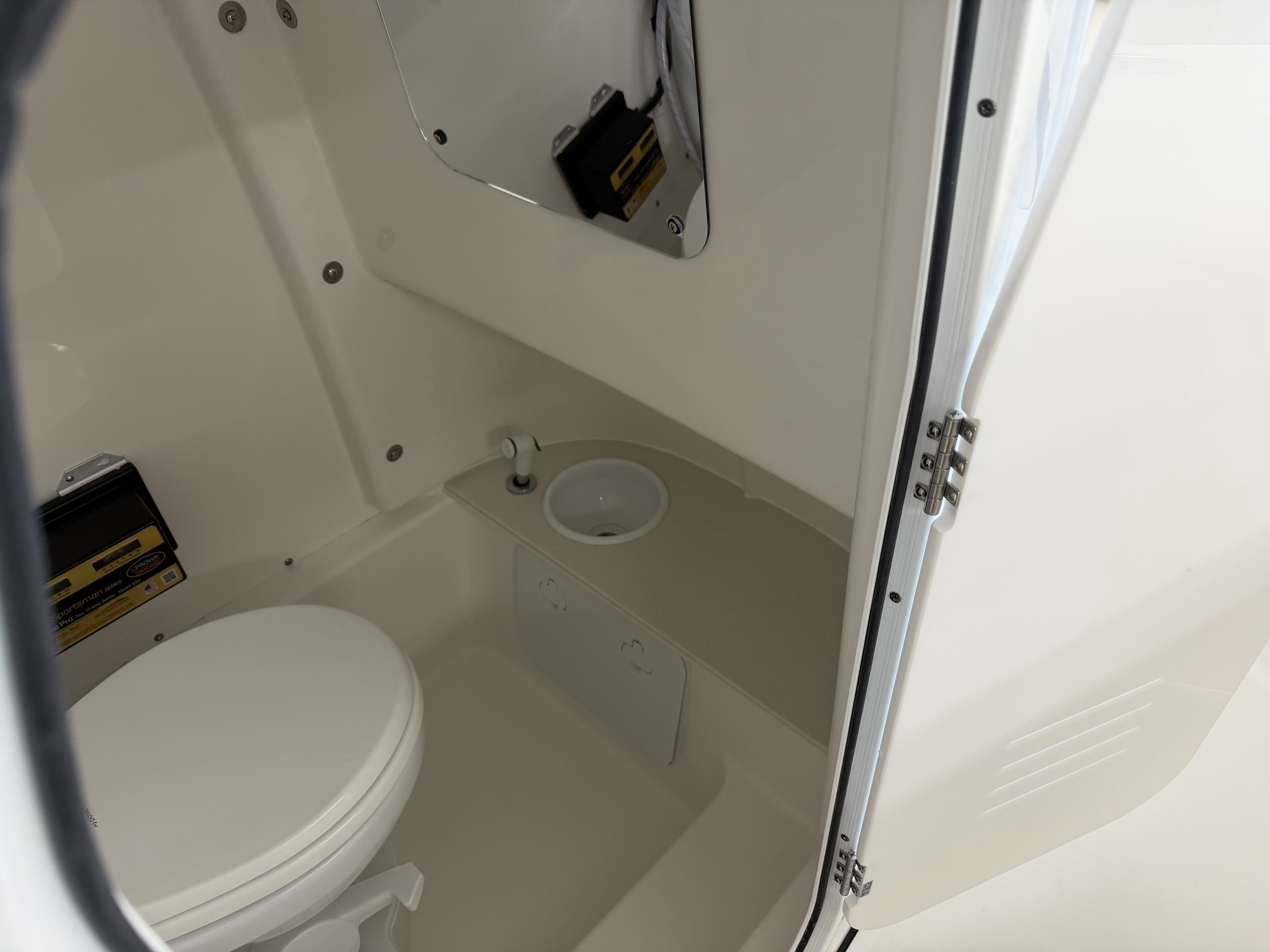 2026 SEA PRO 242 DLX - Image 29