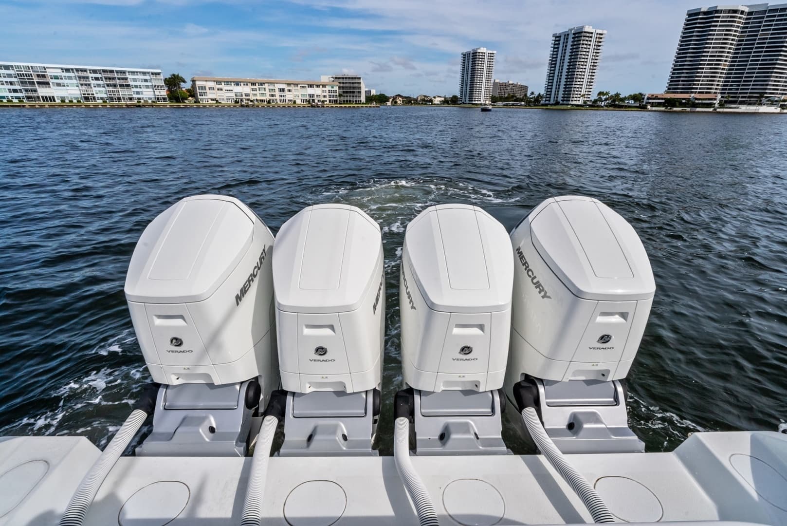 2024 Yellowfin 54 Offshore - Image 34