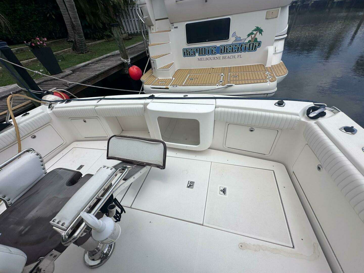 2008 Riviera 51 Convertible - Image 12