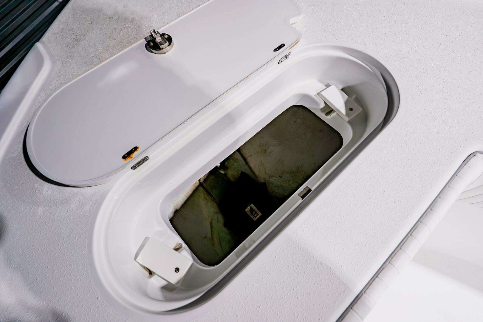 2012 Yellowfin 39 Offshore - Image 13