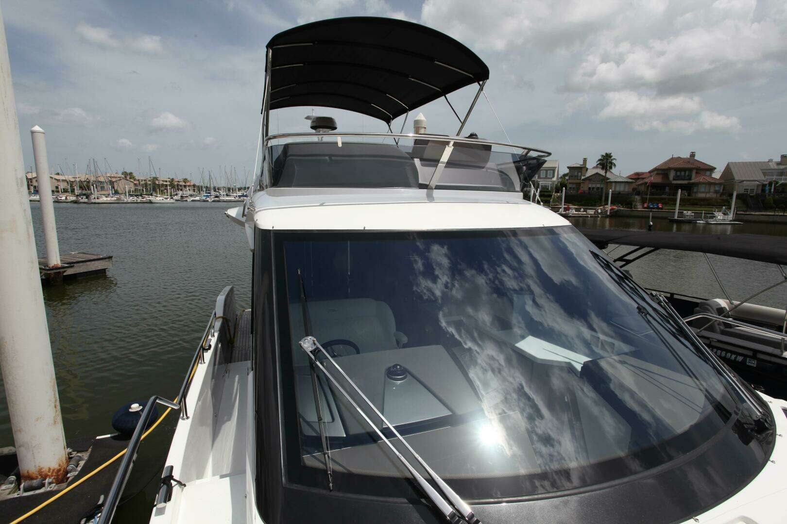 2025 Galeon — - Image 82