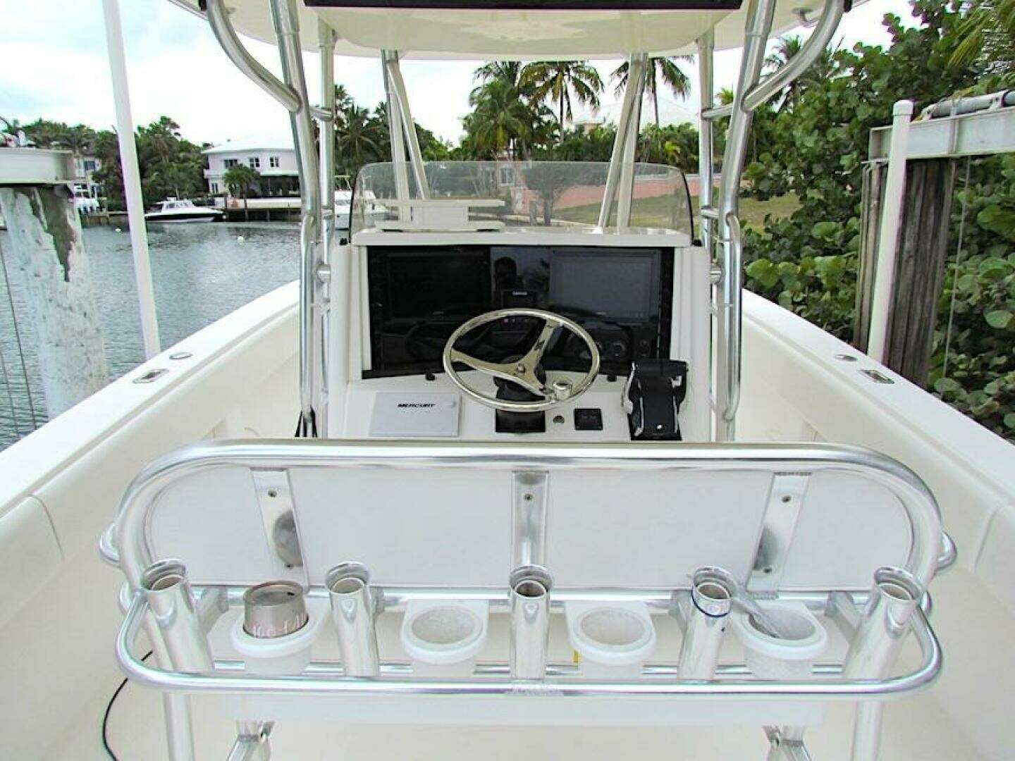 2005 Venture 34 - Image 4