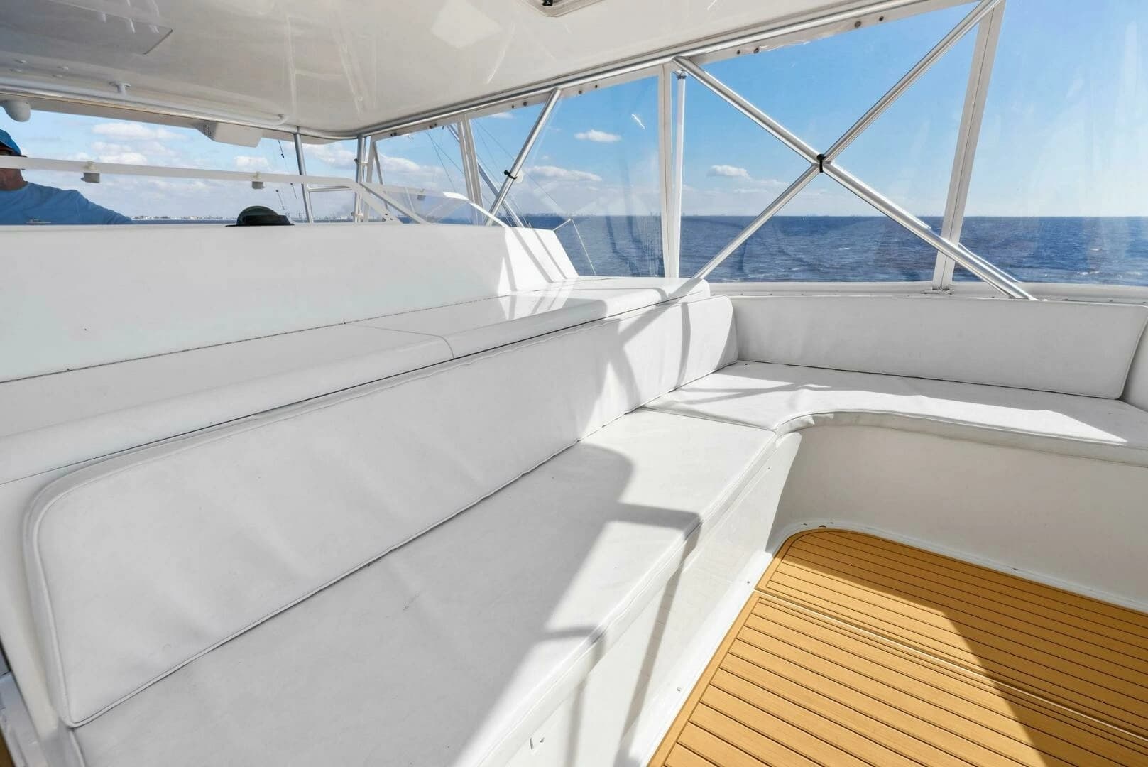 2002 Viking 65 Convertible - Image 61