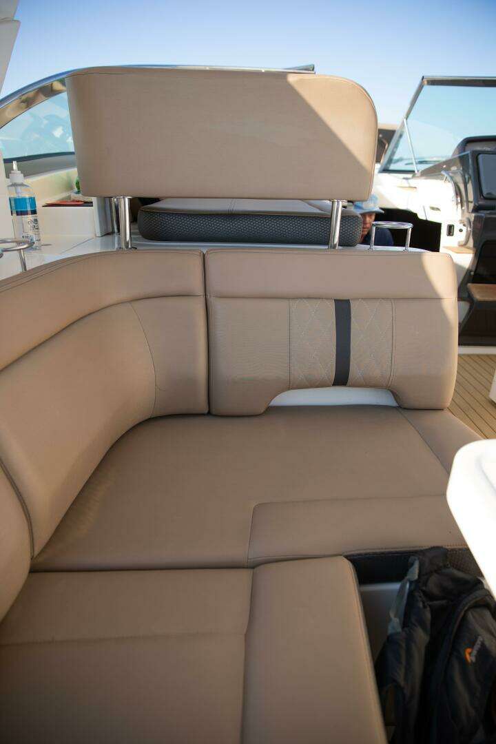 2016 Sea Ray 350 Sundancer - Image 52