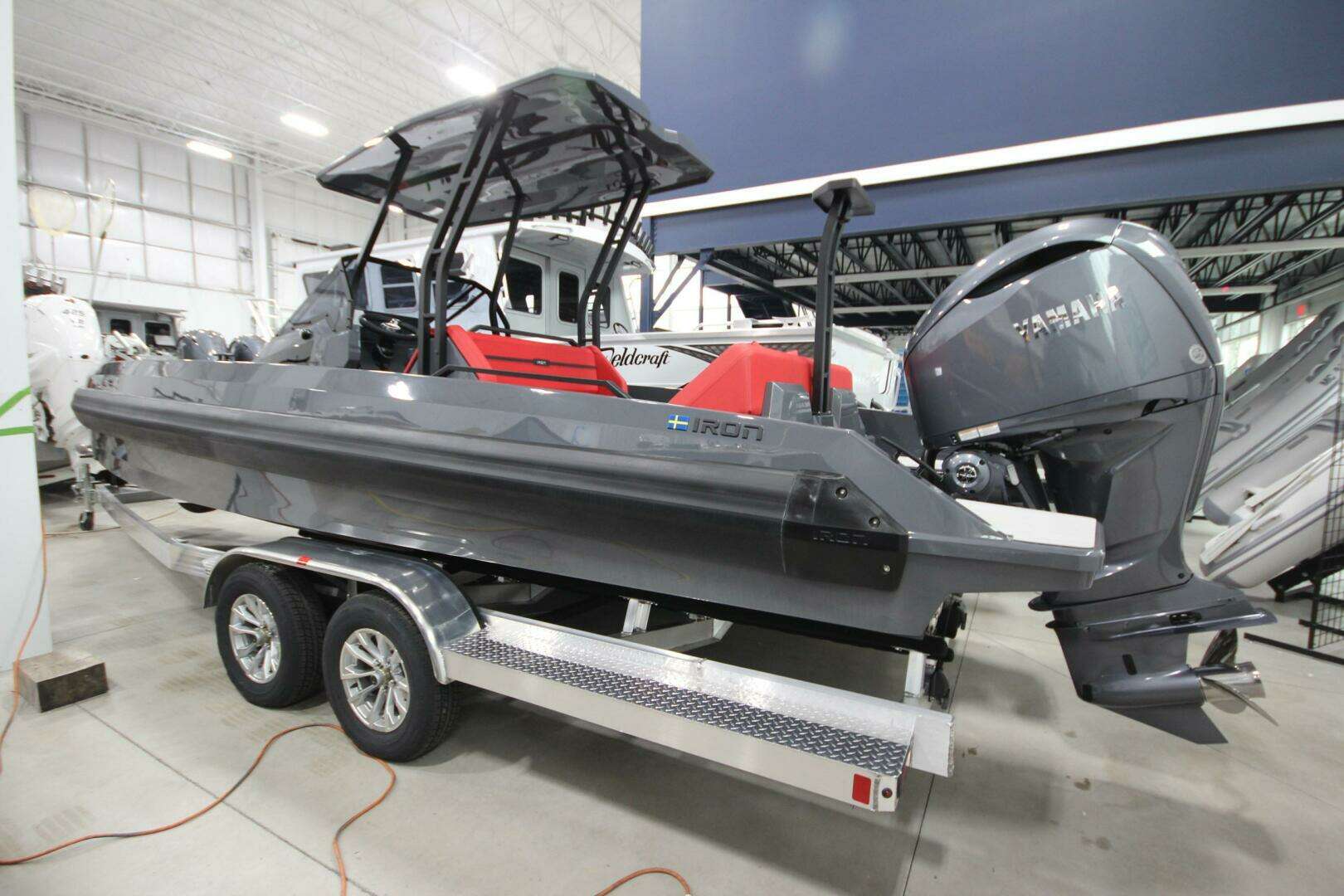 2026 Iron 827 T-Top - Image 14
