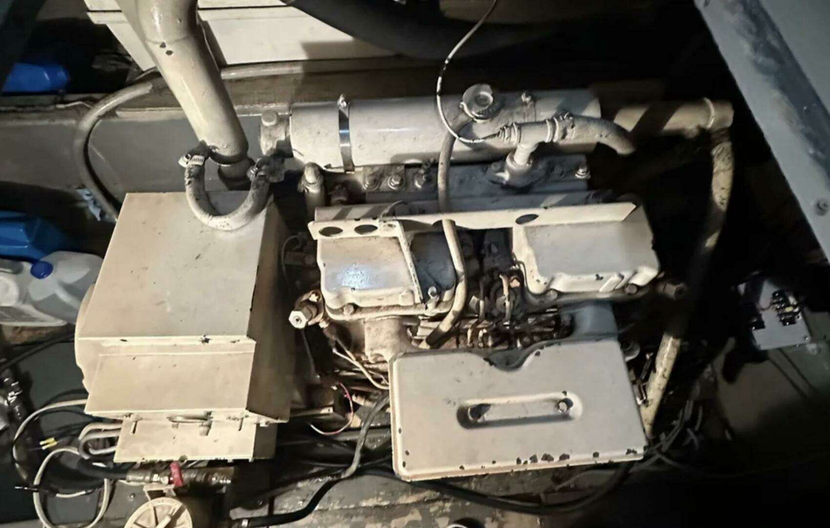 1974 Hatteras 58 Yachtfish - Image 33