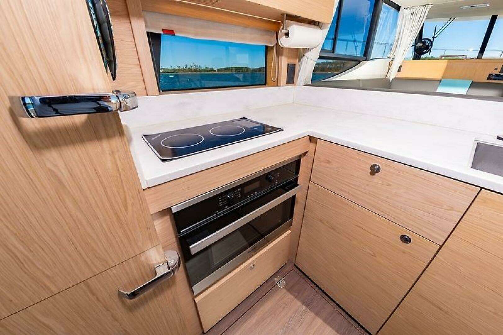 2022 Beneteau Swift Trawler - Image 24