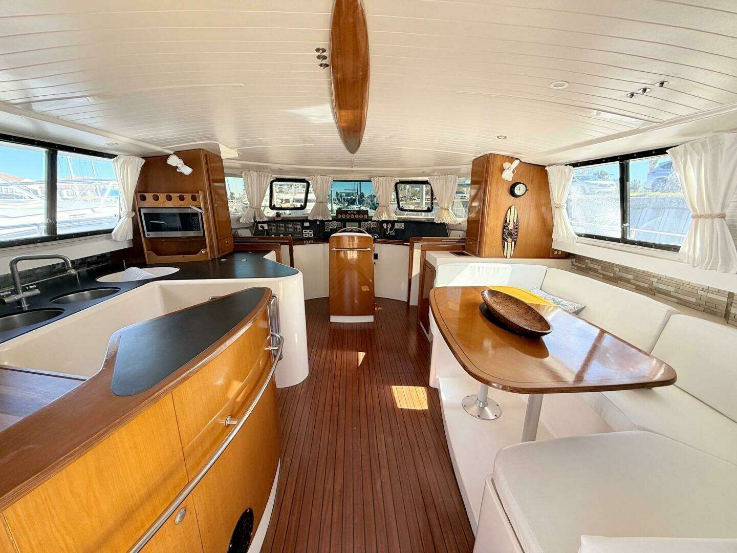 1999 Fountaine Pajot Maryland 37 - Image 3