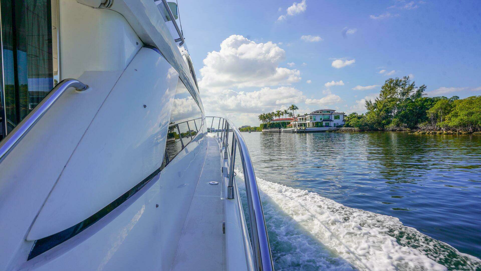 2009 Fairline — - Image 44