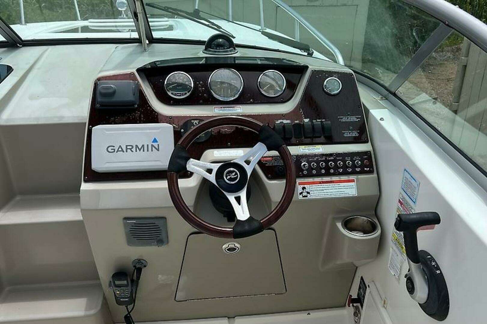 2011 Sea Ray 280 Sundancer - Image 8